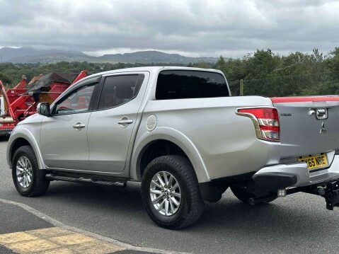 Mitsubishi L200 2.4 L200 Barbarian Double Cab DI-D 4WD 5dr 7