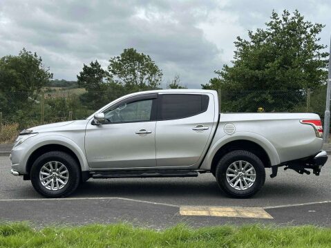 Mitsubishi L200 2.4 L200 Barbarian Double Cab DI-D 4WD 5dr 8