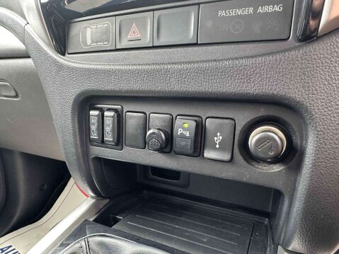 Mitsubishi L200 2.4 L200 Barbarian Double Cab DI-D 4WD 5dr 14