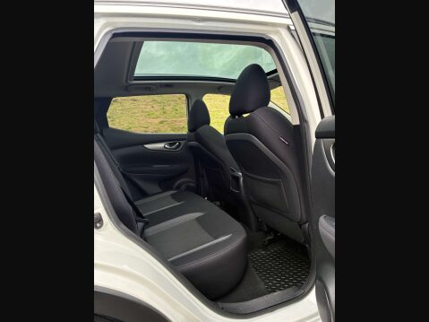 Nissan Qashqai 1.5 Qashqai N-Connecta dCi 5dr 11