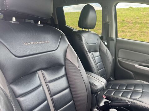 Mitsubishi L200 2.4 L200 Barbarian DI-D Auto 4WD 9