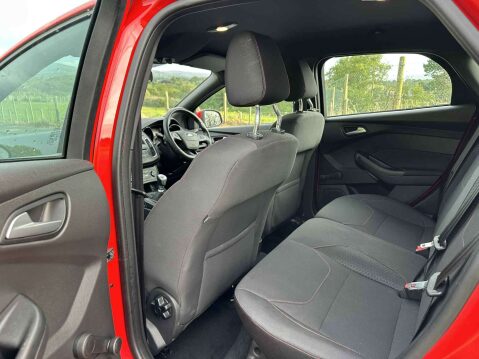 Ford Focus 1.0 Focus ST-Line 5dr 11