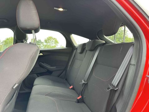 Ford Focus 1.0 Focus ST-Line 5dr 13