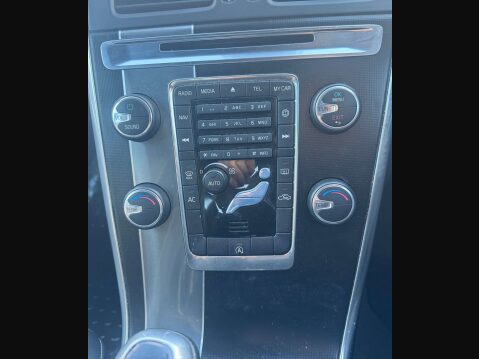 Volvo XC60 2.0 XC60 R-Design Nav D4 5dr 15