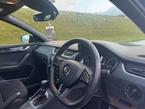 Skoda Octavia 2.0 Octavia vRS TDI 4x4 Semi-Auto 4WD 5dr 8