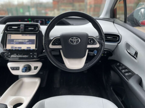 Toyota Prius 18