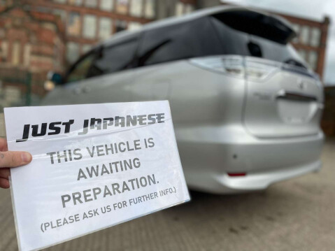 Toyota Estima 2.4 HV HYBRID X 9