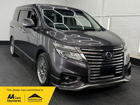 ランエル Used 2016 Nissan Elgrand E52 3.5 V6 4WD Highway Star, PNE52