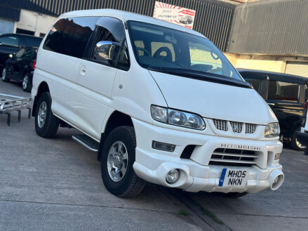 Mitsubishi Space Wagon DELICA 3.0 V6 4WD SPACE GEAR CHAMONIX 20TH ANNIVERSARY 