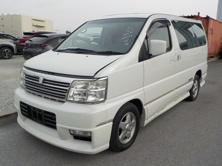 Nissan Elgrand E50 3.5 V6 Highway Star Sunroofs