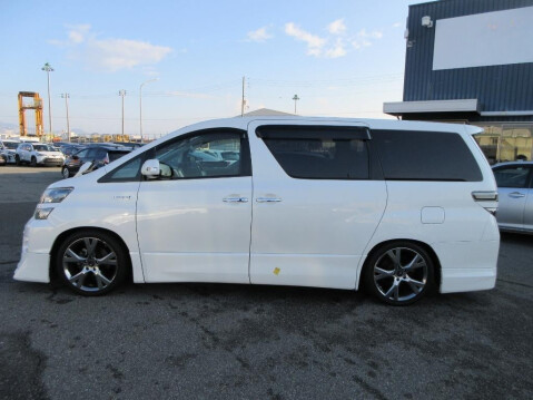 Toyota Vellfire 2.4 HYBRID ZR + Modellista Kit + 7 Seats 2