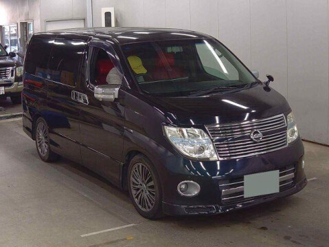 Nissan Elgrand E51 3.5 V6 HIGHWAY STAR Series 3 + 8 Seats + Sunroof + Red Leather 23