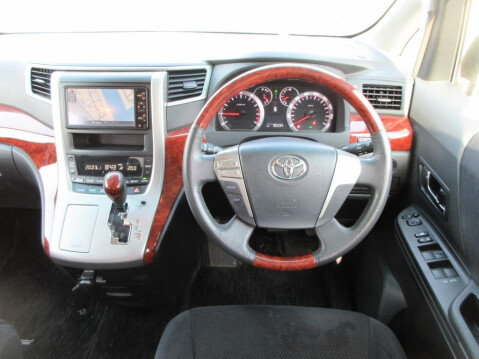 Toyota Vellfire 2.4 Z + 7 Seats 14