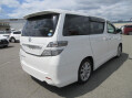 Toyota Vellfire 2.4 Z PLATINUM SELECTION + 7 Seats 3