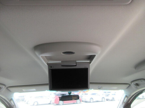 Toyota Vellfire 2.4 Z PLATINUM SELECTION + 7 Seats 26
