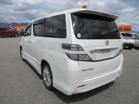 Toyota Vellfire 2.4 Z PLATINUM SELECTION + 7 Seats 2