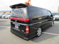 Nissan Elgrand E51 3.5 V6 HIGHWAY STAR BLACK LEATHER EDITION + 8 Seats + Sunroofs 3