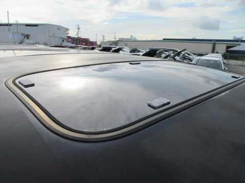 Nissan Elgrand E51 3.5 V6 HIGHWAY STAR BLACK LEATHER EDITION + 8 Seats + Sunroofs 26