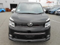 Toyota Voxy 2.0 ZS KIRAMEKI + 8 Seats 4