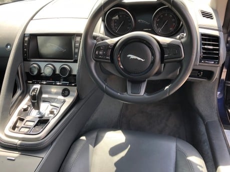 Jaguar F-Type 3.0 V6 Supercharged Coupe Auto with 48000m and FSH & Panoramic roof 12