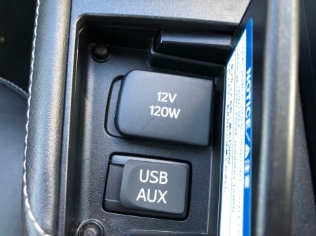 Lexus CT 200H LUXURY automatic hybrid FSH rear camera, leather, Nav, AC £0 tax 25