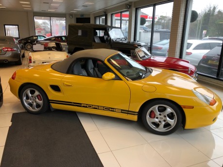 Porsche Boxster 986 3.2S Tiptronic with only 38000 miles and full service history 21