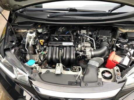 Honda Jazz 1.3 I-VTEC SE 78,000 miles cruise, parking sensors £35 tax ULEZ COMPLIANT 15