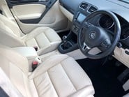 Volkswagen Golf 2.0 TDI Match Vienna full leather, NAV, Sensors, cruise, 2 owners 67,000m 2