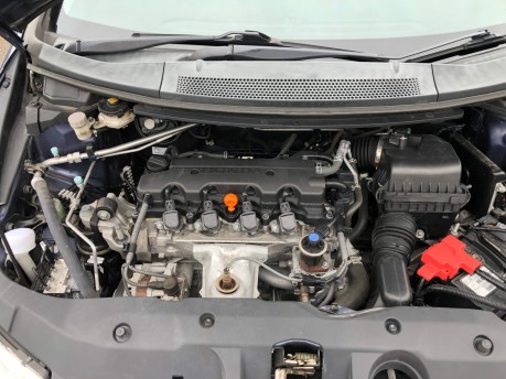 Honda Civic 1.8 I-VTEC SE PLUS NAVI 41000m with Service history 26