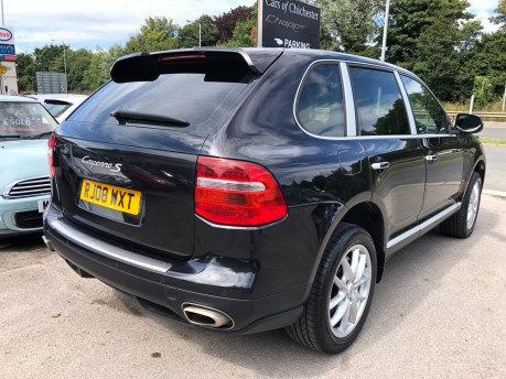 Porsche Cayenne 4.8 S TIPTRONIC S petrol auto ULEZ compliant 70,000m £15000 of Options 11