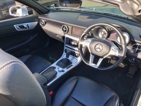 Mercedes-Benz SLK SLK200 BLUEEFFICIENCY AMG SPORT just 58,000m 8