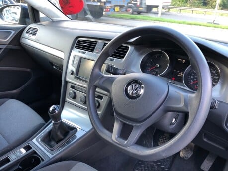 Volkswagen Golf 1.2 S TSI BLUEMOTION TECHNOLOGY 55,000 miles, £35 tax, ULEZ compliant 2