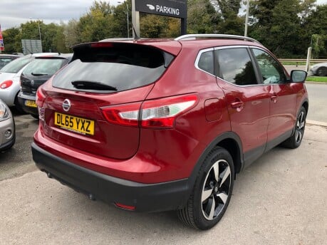 Nissan Qashqai 1.6 Petrol N-TEC PLUS DIG-T Panoramic Roof Sat Nav Rear camera 65000m FSH 13