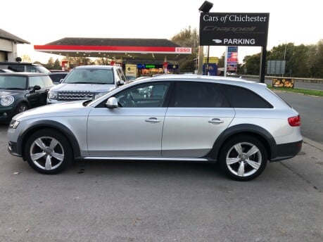 Audi A4 ALLROAD 2.0 TDI QUATTRO 4x4 only 73000m FSH 1 Owner 3