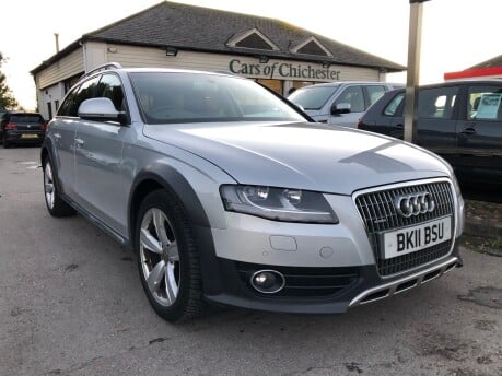 Audi A4 ALLROAD 2.0 TDI QUATTRO 4x4 only 73000m FSH 1 Owner