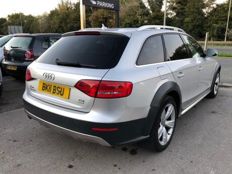 Audi A4 ALLROAD 2.0 TDI QUATTRO 4x4 only 73000m FSH 1 Owner 13