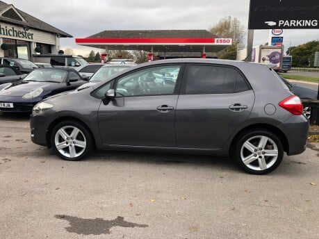 Toyota Auris 1.6 SR VALVEMATIC petrol manual just 23,000 miles ULEZ compliant 13