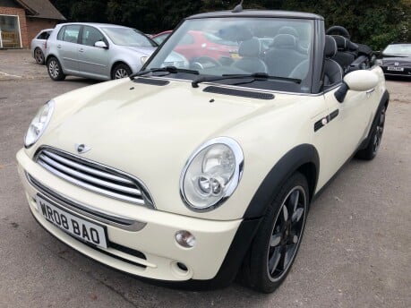 Mini Convertible 1.6 COOPER SIDEWALK just 55,000 miles, leather, heated seats, cruise 15