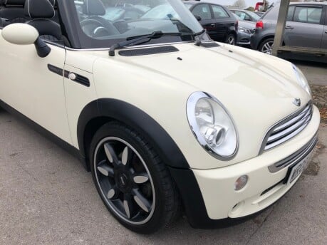 Mini Convertible 1.6 COOPER SIDEWALK just 55,000 miles, leather, heated seats, cruise 17