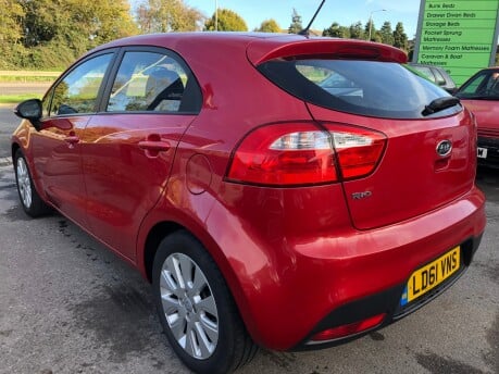 Kia Rio 1.4 2 petrol manual 5 door 66,000 miles FSH £160 tax, ULEZ compliant 13