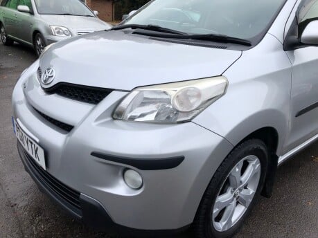 Toyota Urbancruiser 1.4 D-4D 4WD 70,000m FSH, £160 road tax 19