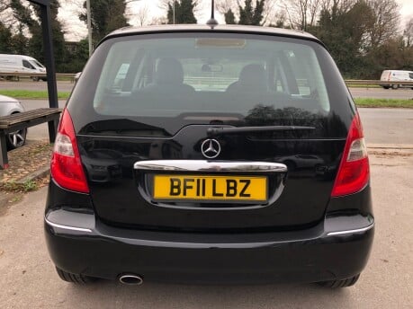 Mercedes-Benz A Class A160 ELEGANCE SE automatic petrol 5 door 62,000 FSH ULEZ compliant 11