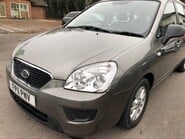 Kia Carens 1.6 CRDI 1 just 49,000 miles service history, radio CD, electric windows 16