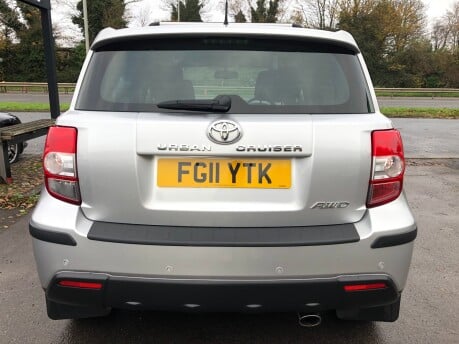 Toyota Urbancruiser 1.4 D-4D 4X4 Full service history 70,000 miles, sensors, folding mirrors 9