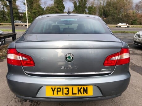 Skoda Superb 1.6 TDI CR SE PLUS GREENLINE 1 owner 51,000m FSH inc cambelt £35 tax 10