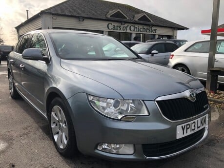 Skoda Superb 1.6 TDI CR SE PLUS GREENLINE 1 owner 51,000m FSH inc cambelt £35 tax 20