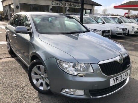 Skoda Superb 1.6 TDI CR SE PLUS GREENLINE 1 owner 51,000m FSH inc cambelt £35 tax 34