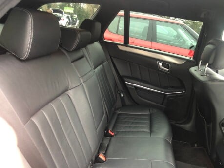 Mercedes-Benz E Class E220 CDI SE automatic diesel estate 75,000m NAV, leather, heated seats 14