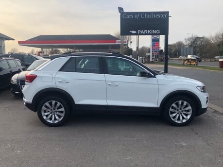 Volkswagen T-Roc SE 1.5 TSI EVO Automatic 3