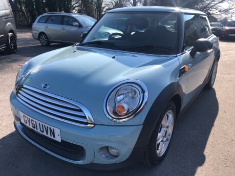 Mini Hatch ONE 1.6 Automatic Iceblue just 67,000m Service history 7